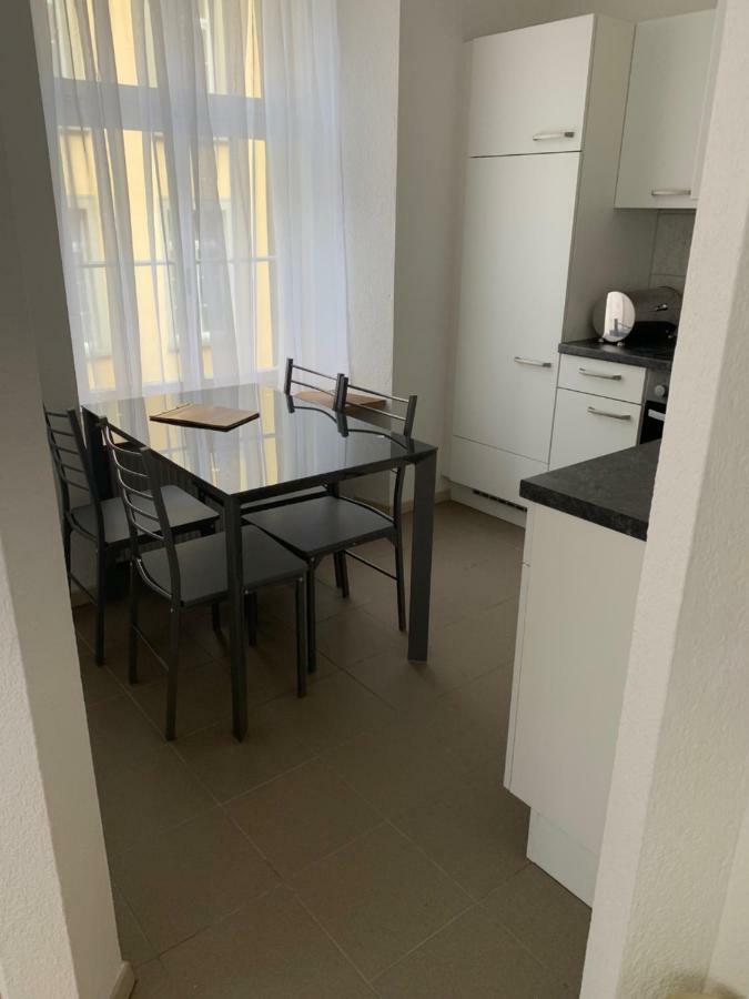 Haus Zur Eiche Private 3,5 Zimmerwohnung Bis Zu 8 Gaeste Chur Exterior photo